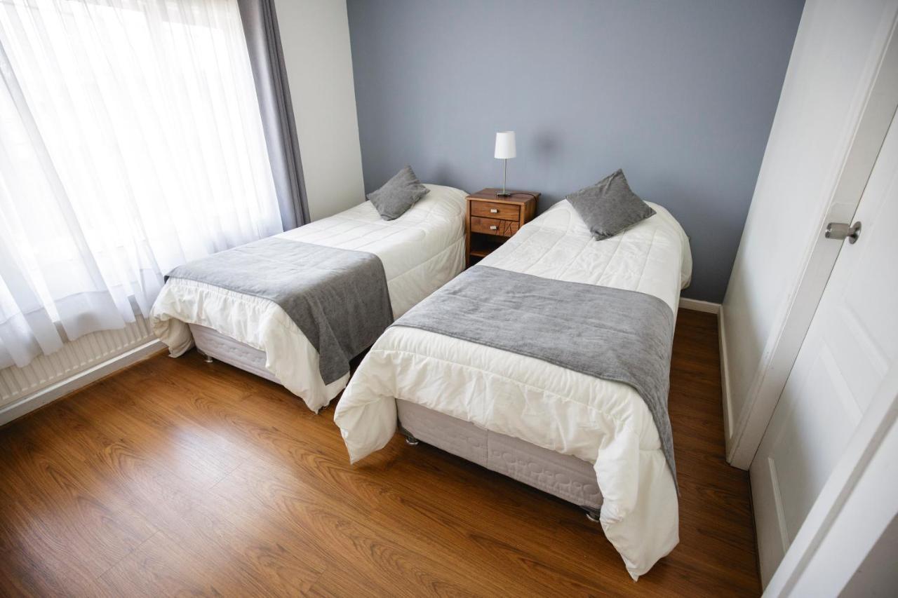 Hostal Ventisqueros Punta Arenas Bagian luar foto